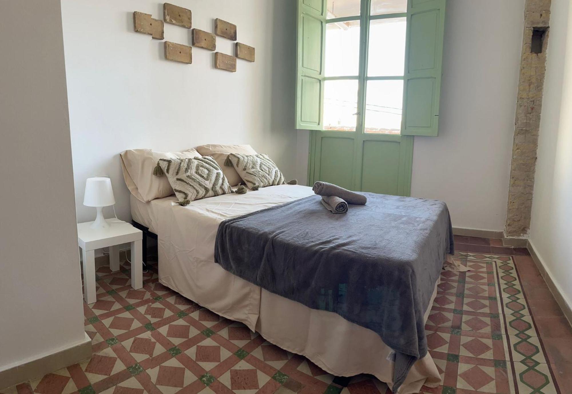Kiwi Rooms Auto Check-In فالنسيا المظهر الخارجي الصورة